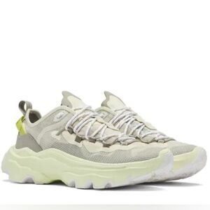 NEW Size 11.5 SOREL Kinetic Breakthru Tech Lace Sneaker in Chalk Chrome